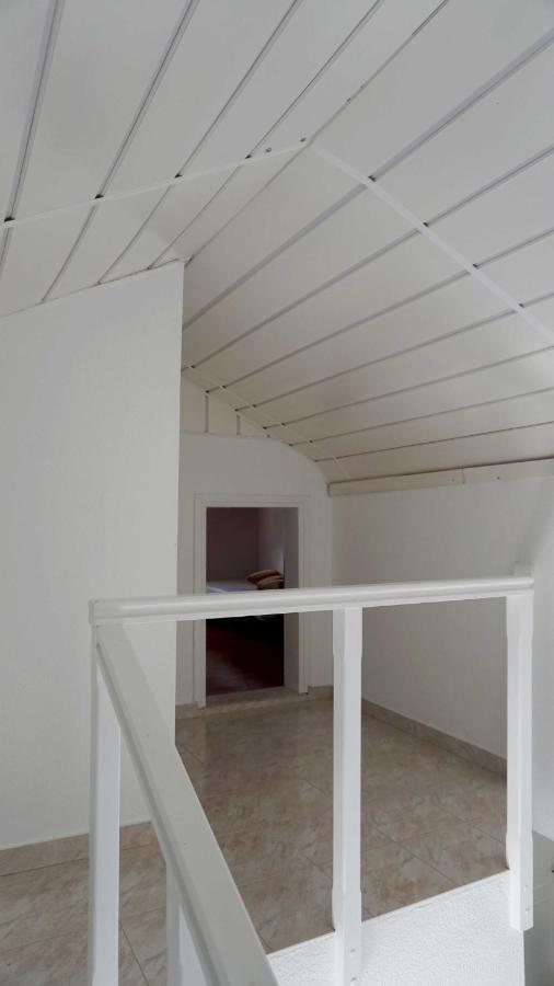 Villa Karras Vrasná Buitenkant foto