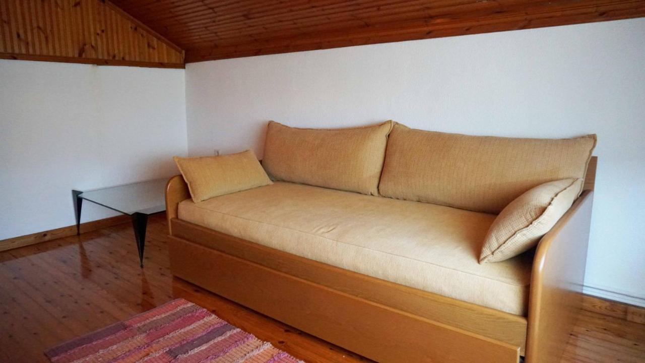 Villa Karras Vrasná Buitenkant foto